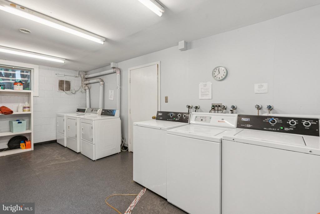 220 N SAINT ASAPH STREET 14
