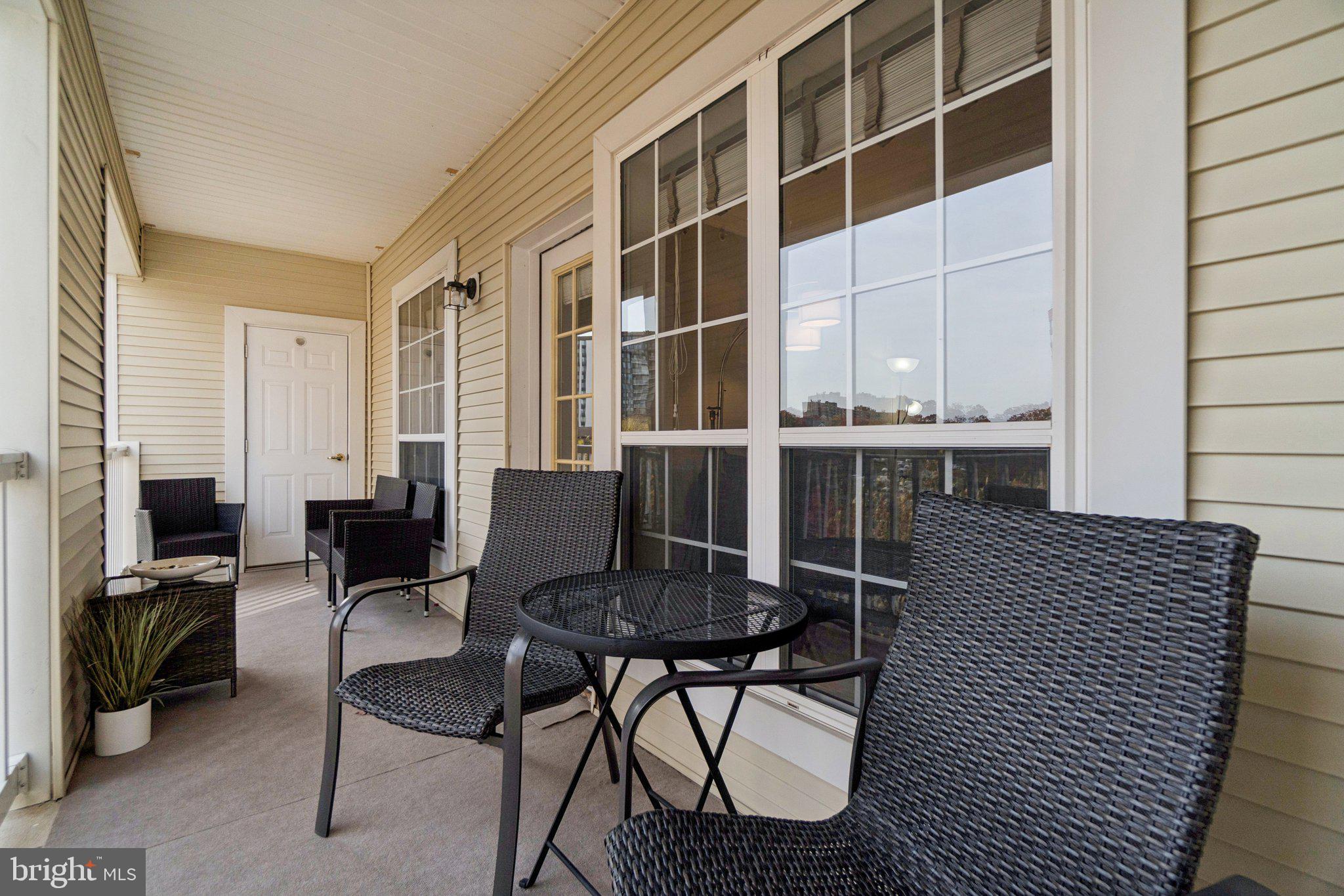 4550 STRUTFIELD LANE 2424