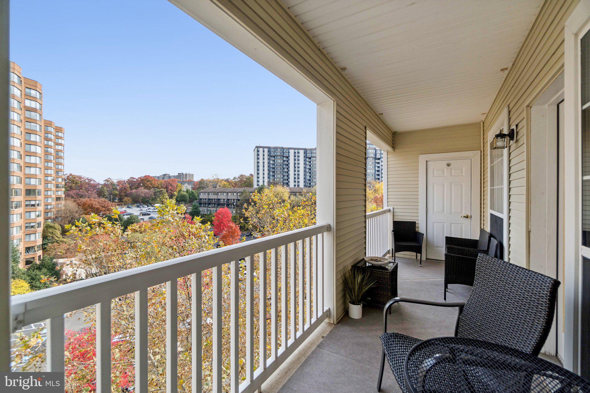 4550 STRUTFIELD LANE 2424