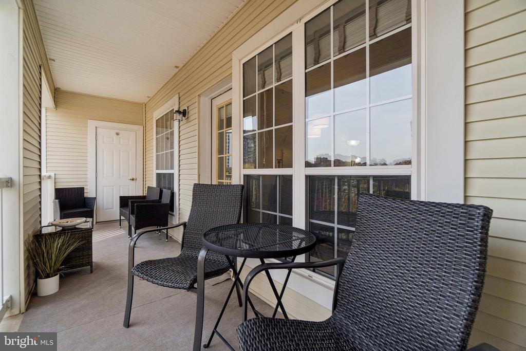 4550 STRUTFIELD LANE 2424