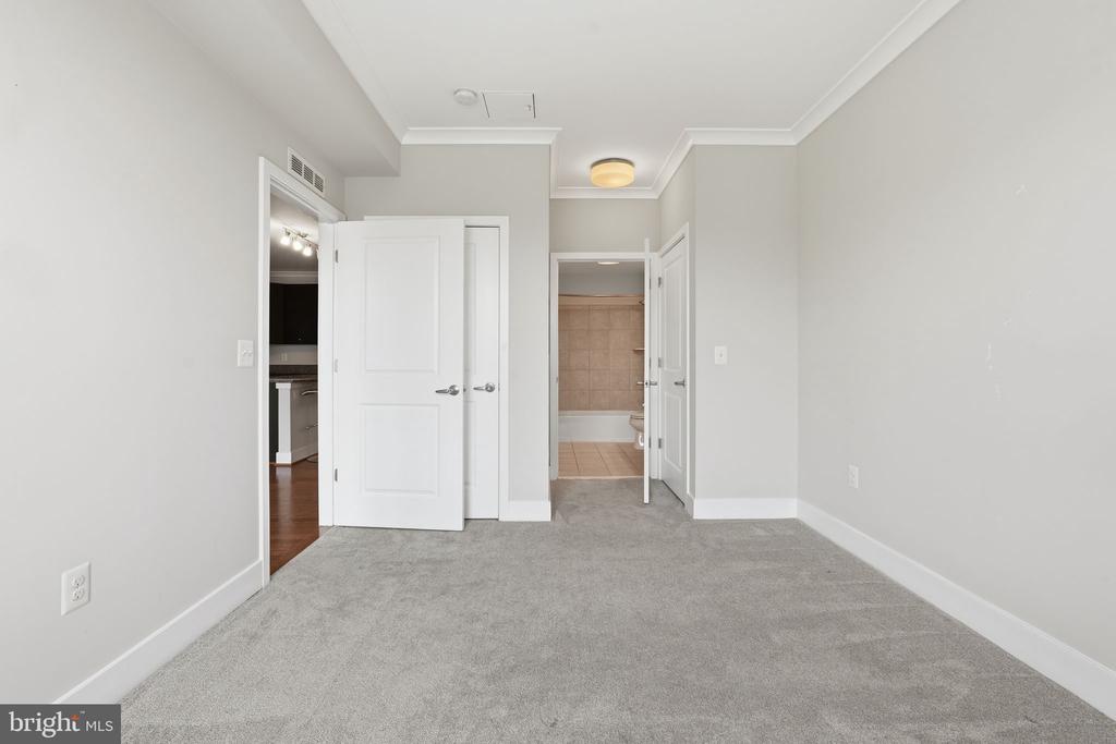 815 N PATRICK STREET 406