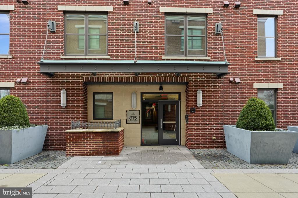 815 N PATRICK STREET 406