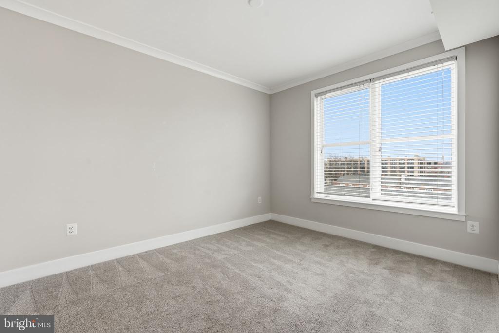 815 N PATRICK STREET 406
