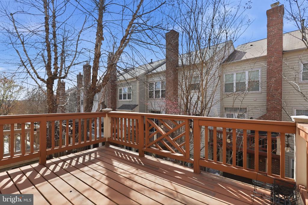 19 ARELL COURT