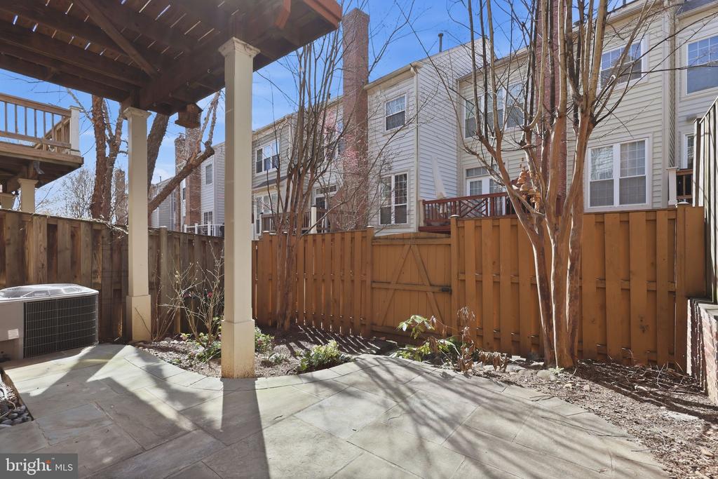 19 ARELL COURT