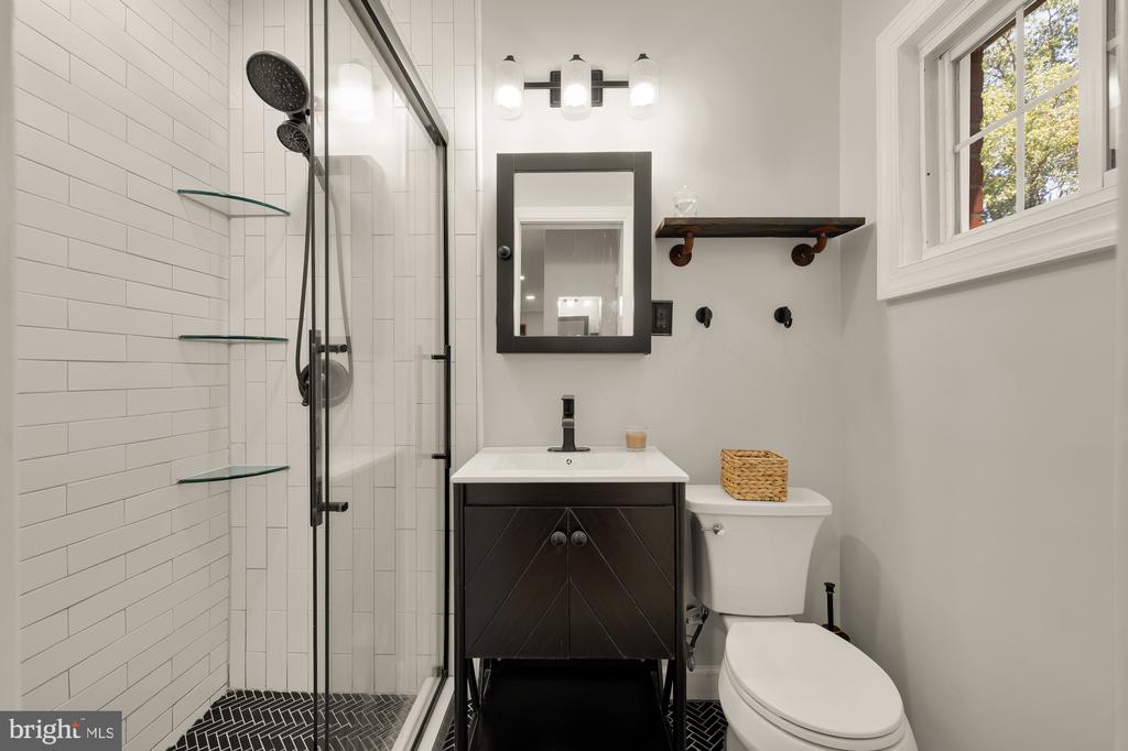3548 MARTHA CUSTIS DRIVE