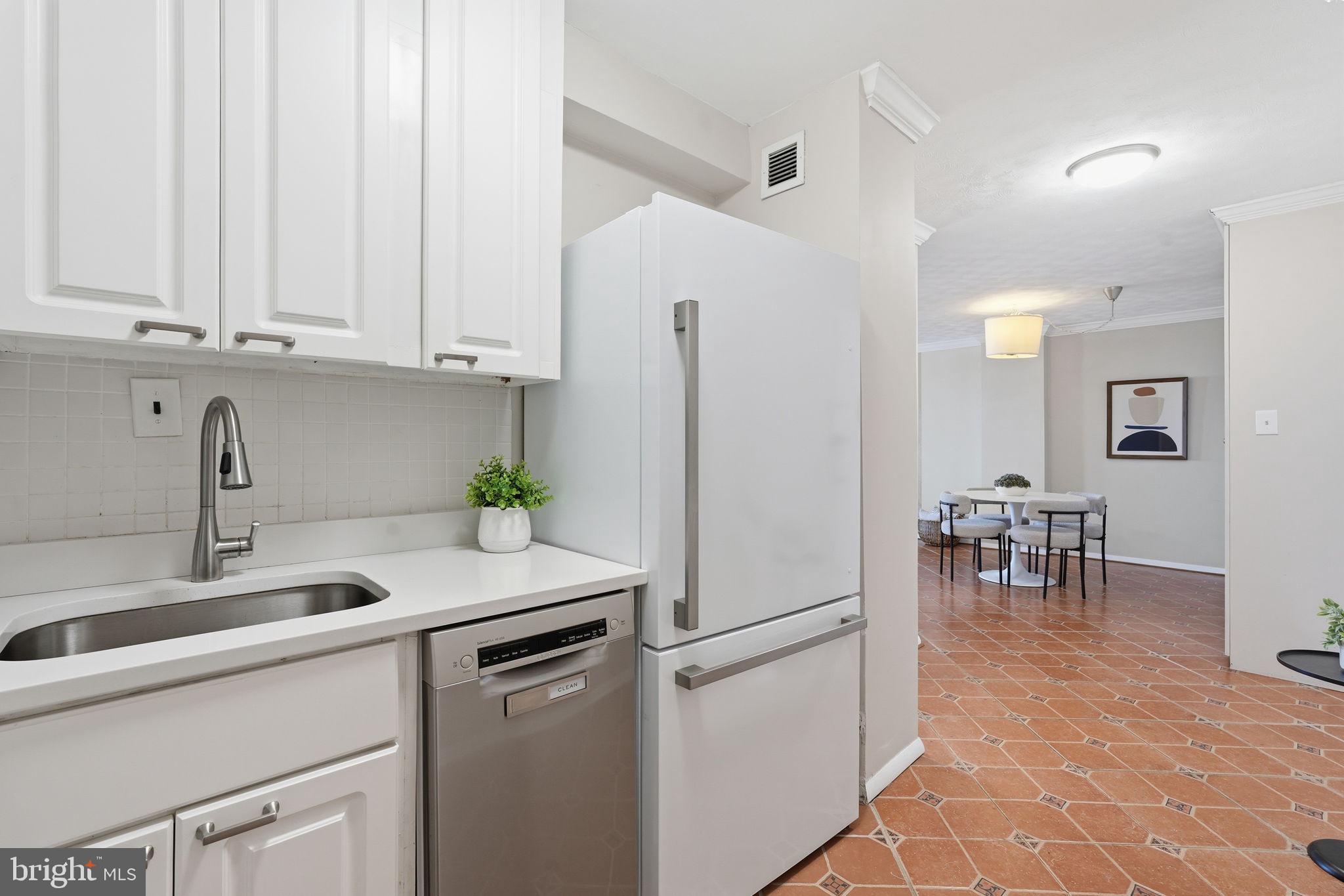 801 N PITT STREET 706