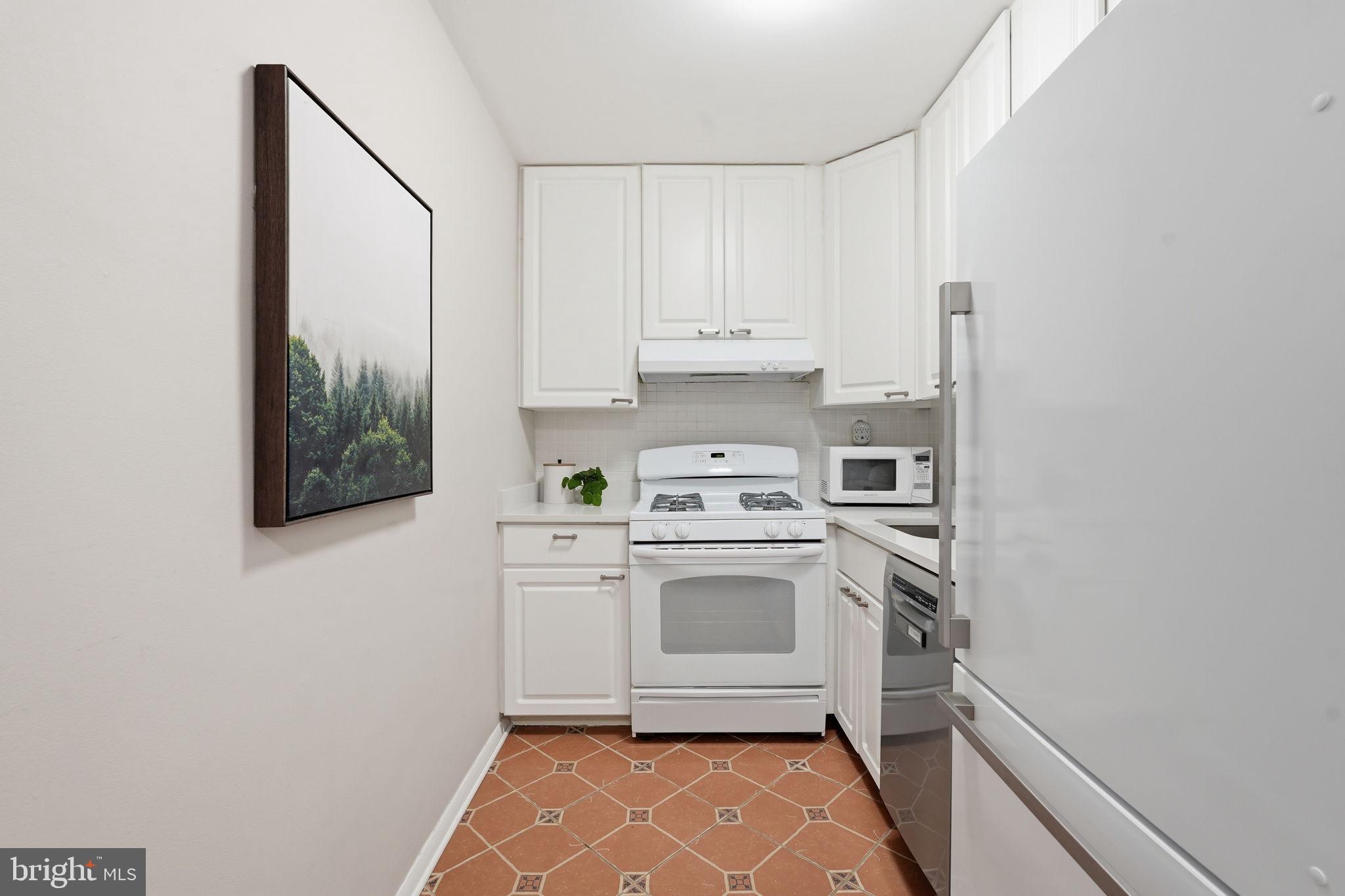 801 N PITT STREET 706