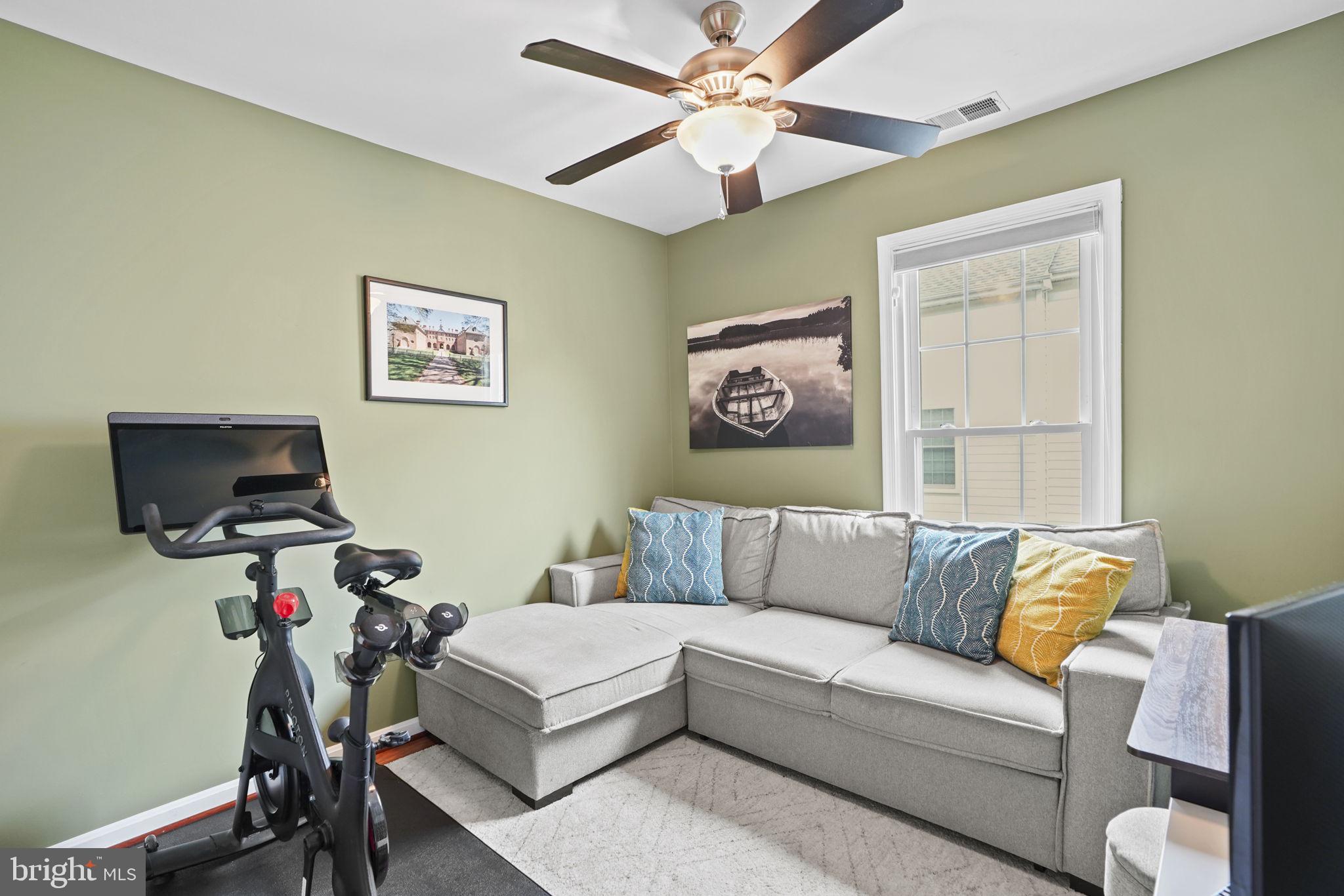 2442 GARNETT DRIVE