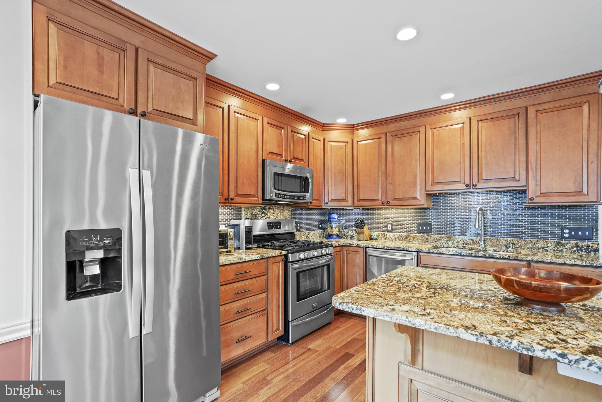 2442 GARNETT DRIVE