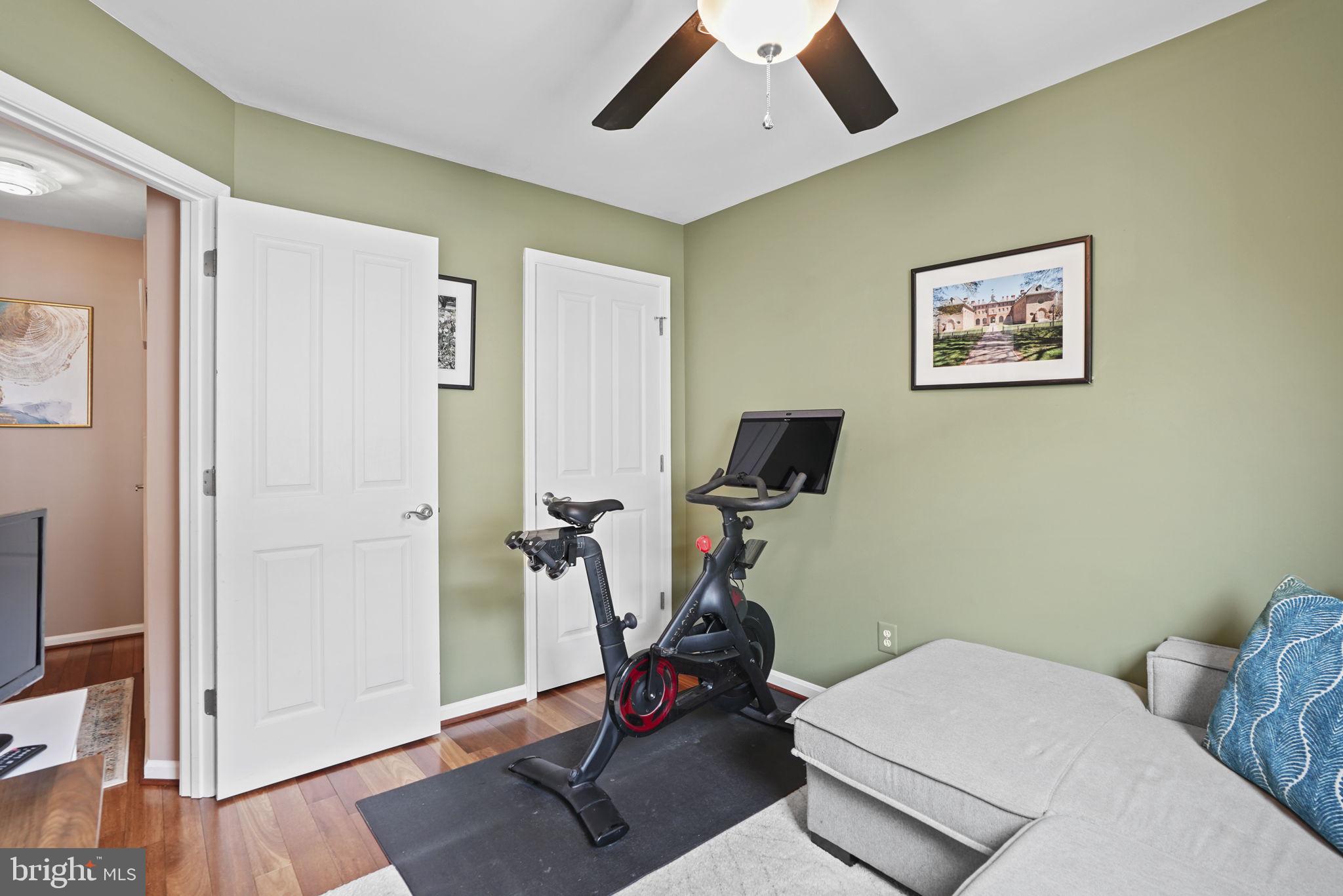 2442 GARNETT DRIVE