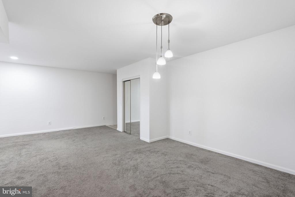 55 SKYHILL ROAD Unit: 202