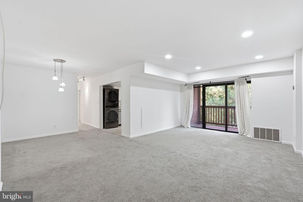 55 SKYHILL ROAD Unit: 202