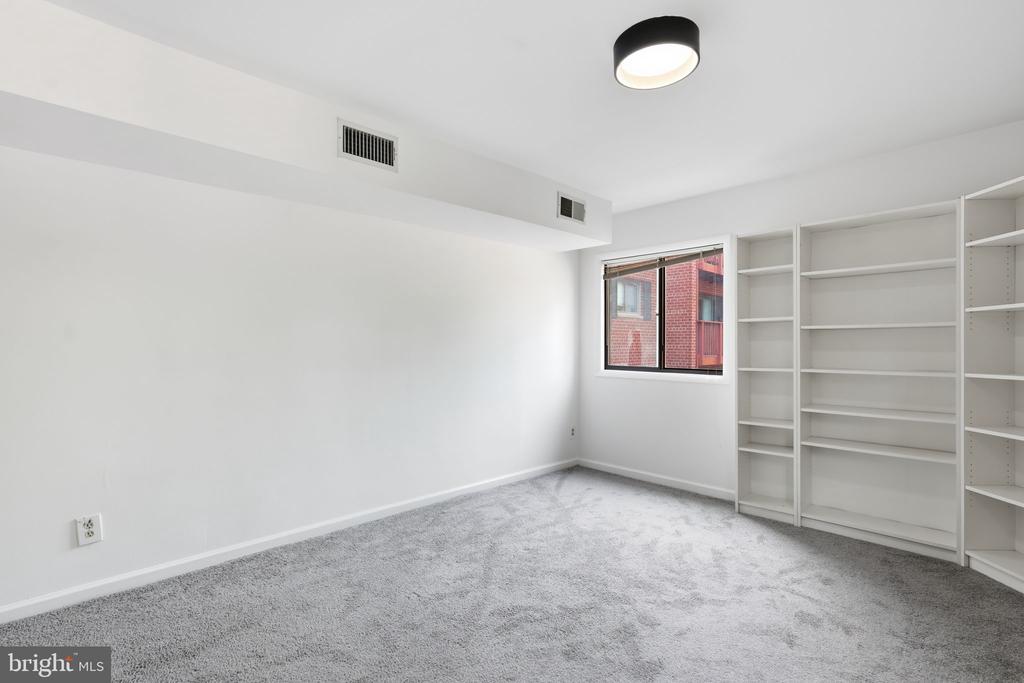 55 SKYHILL ROAD Unit: 202
