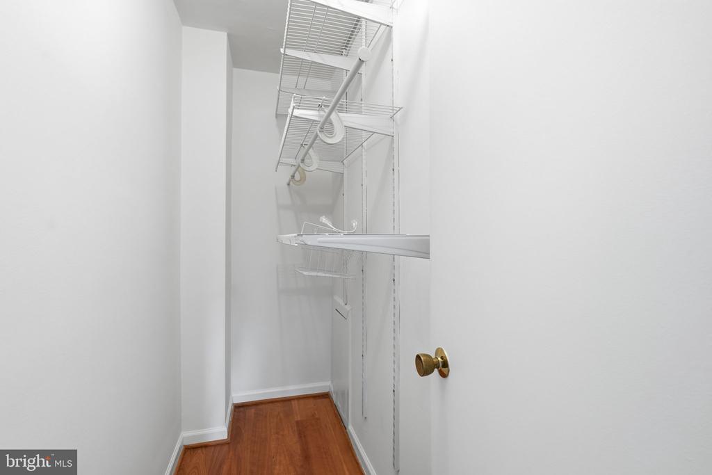 55 SKYHILL ROAD Unit: 202