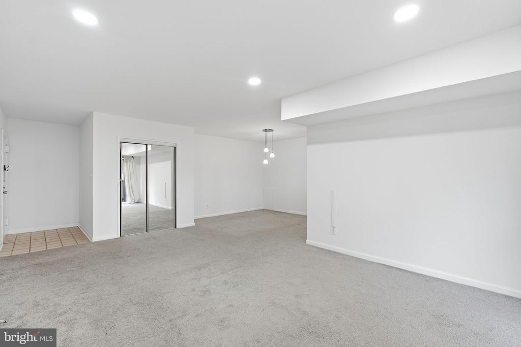 55 SKYHILL ROAD Unit: 202