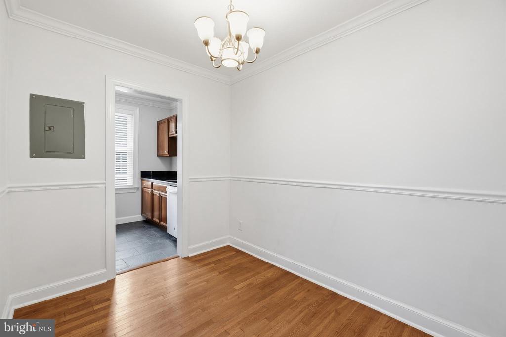922 S WASHINGTON STREET Unit: 304