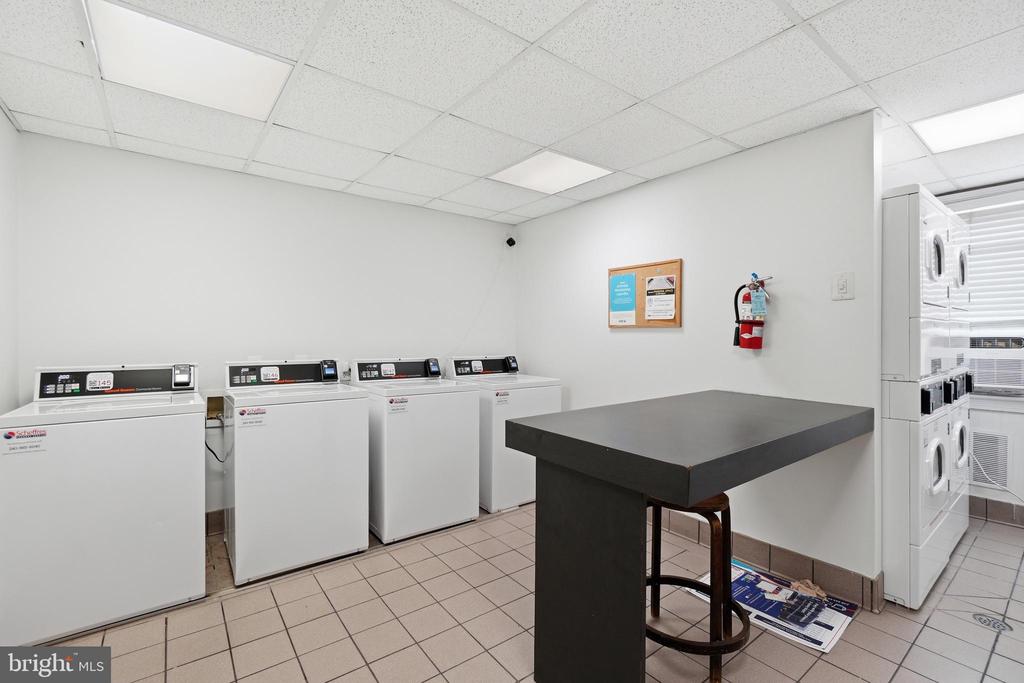 922 S WASHINGTON STREET Unit: 304