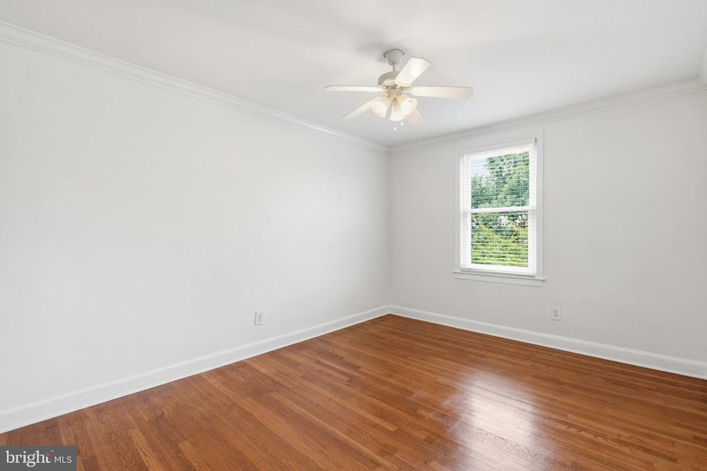 922 S WASHINGTON STREET Unit: 304