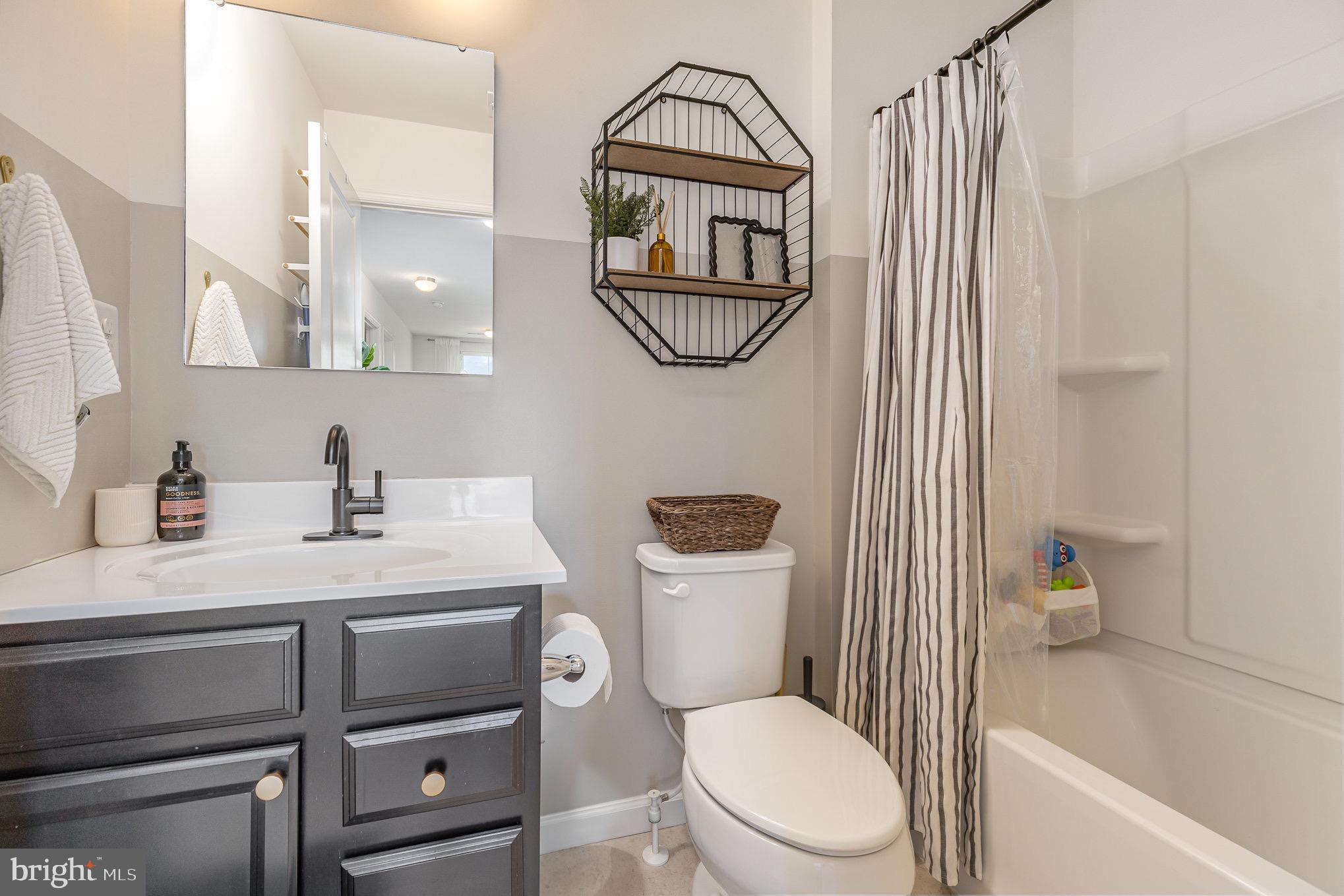2260 WALNUT BRANCH DRIVE