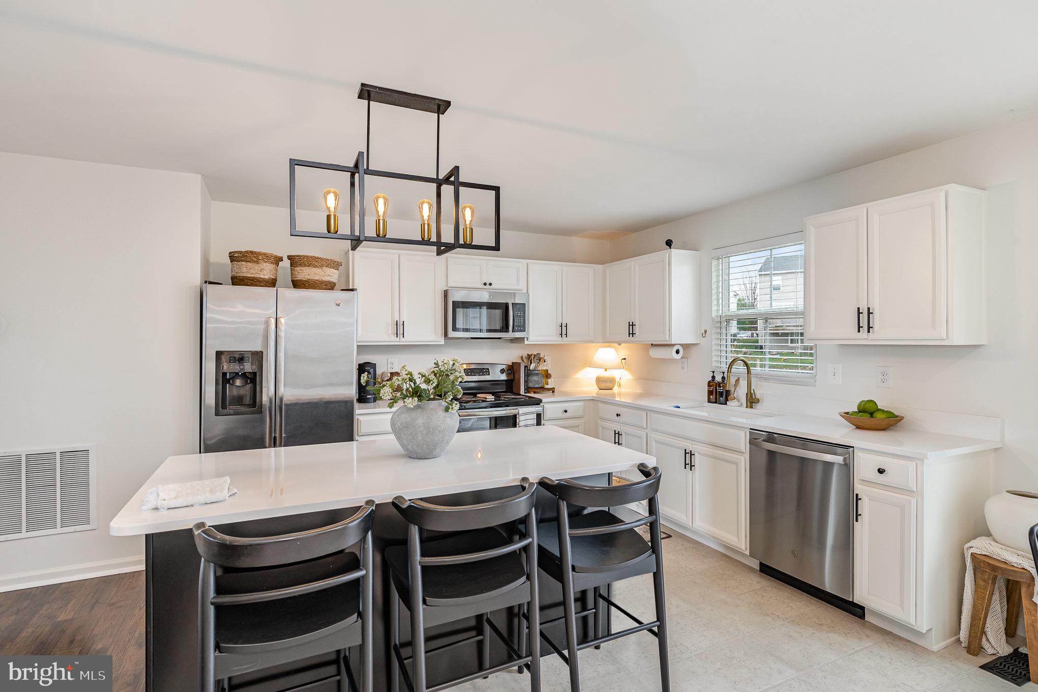2260 WALNUT BRANCH DRIVE