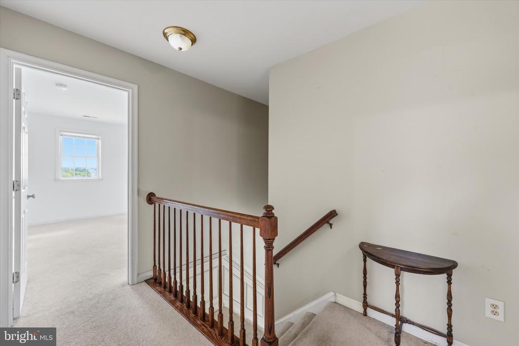 17065 REID HILL DRIVE