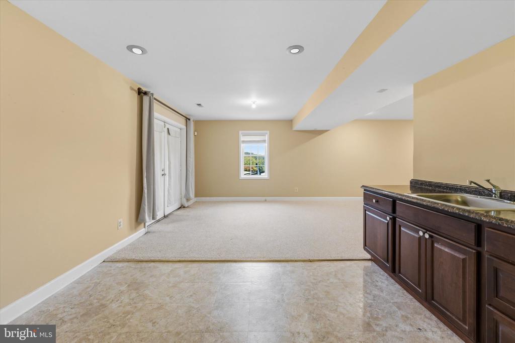 17065 REID HILL DRIVE