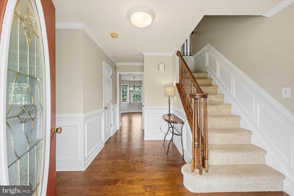 17065 REID HILL DRIVE