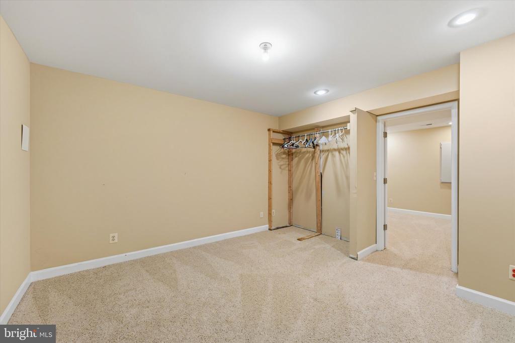 17065 REID HILL DRIVE