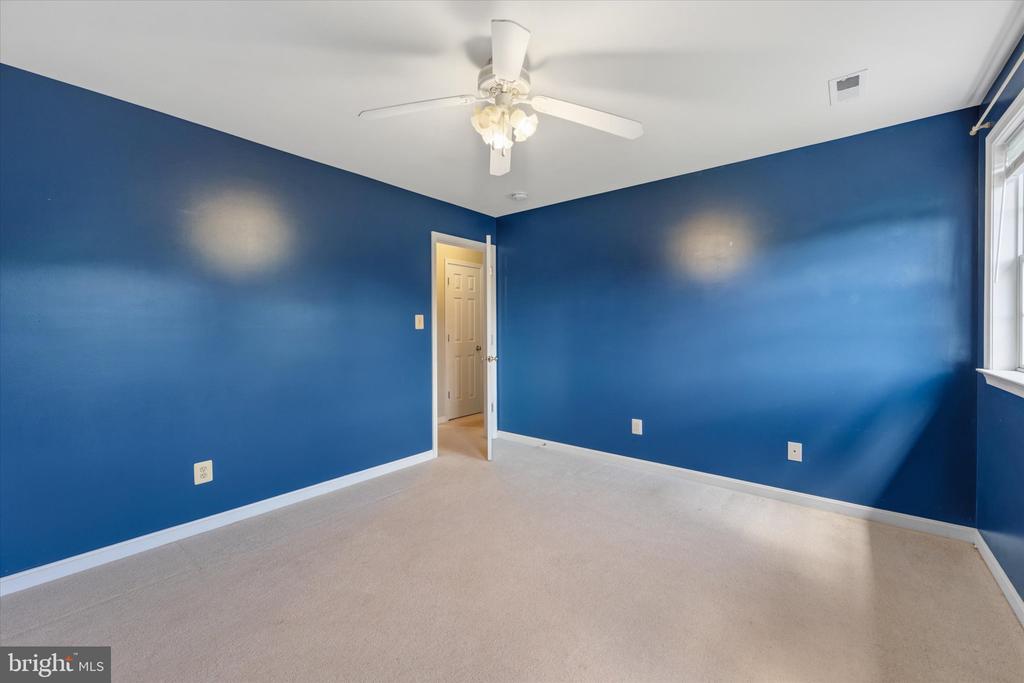 17065 REID HILL DRIVE