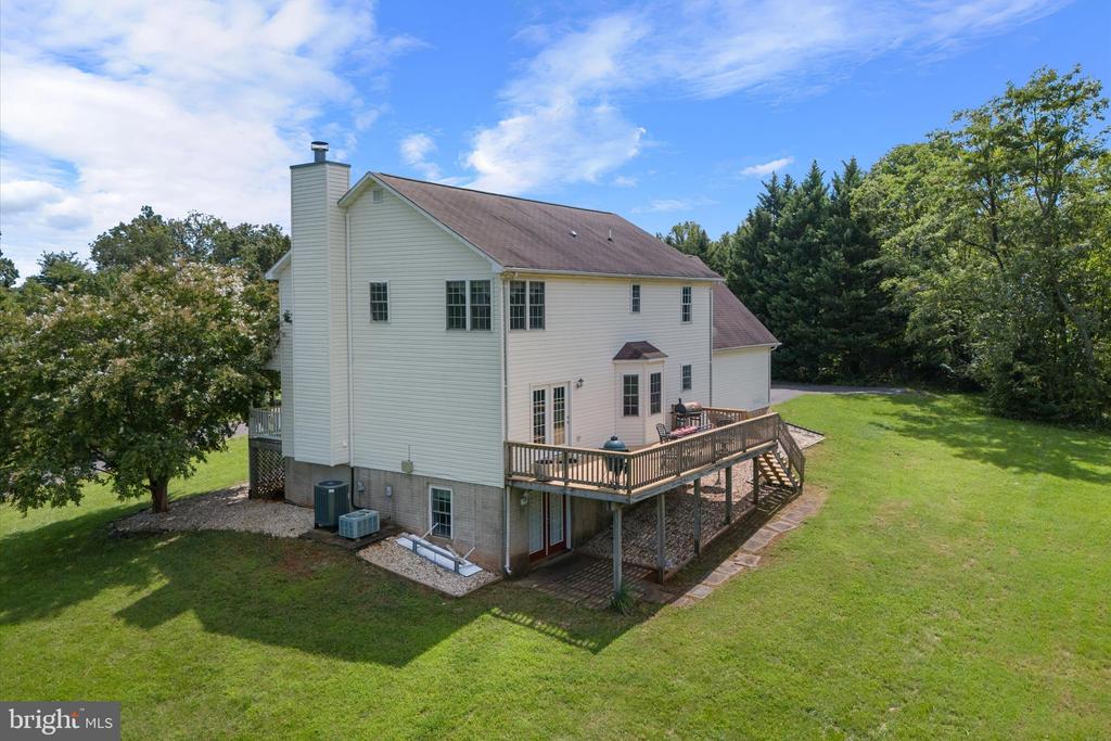 17065 REID HILL DRIVE