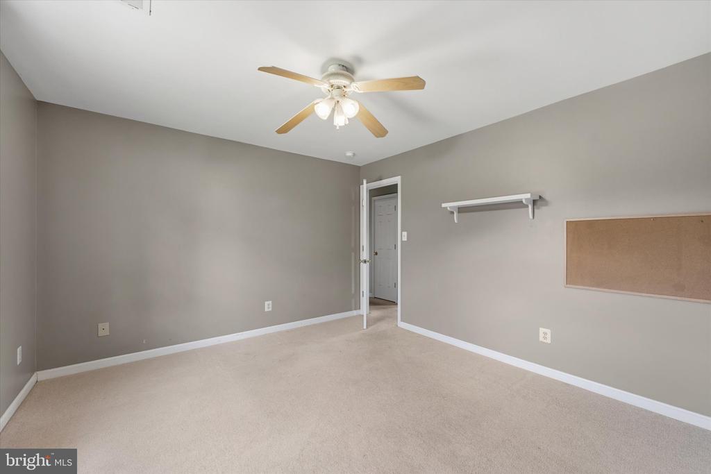 17065 REID HILL DRIVE