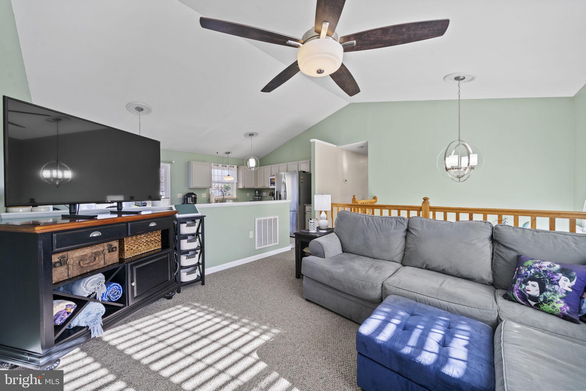 612 WRIGHT DRIVE