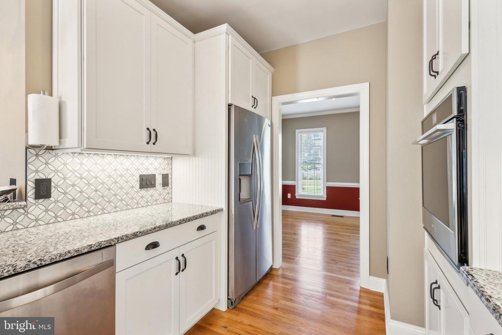 17263 EASTER LILY MEWS