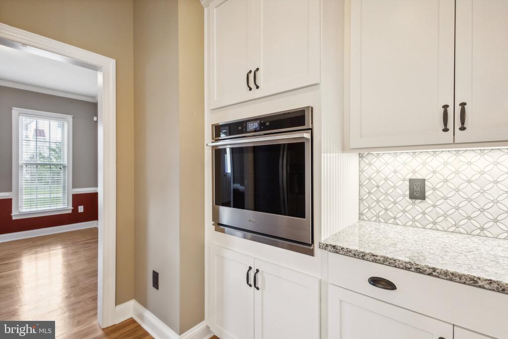 17263 EASTER LILY MEWS