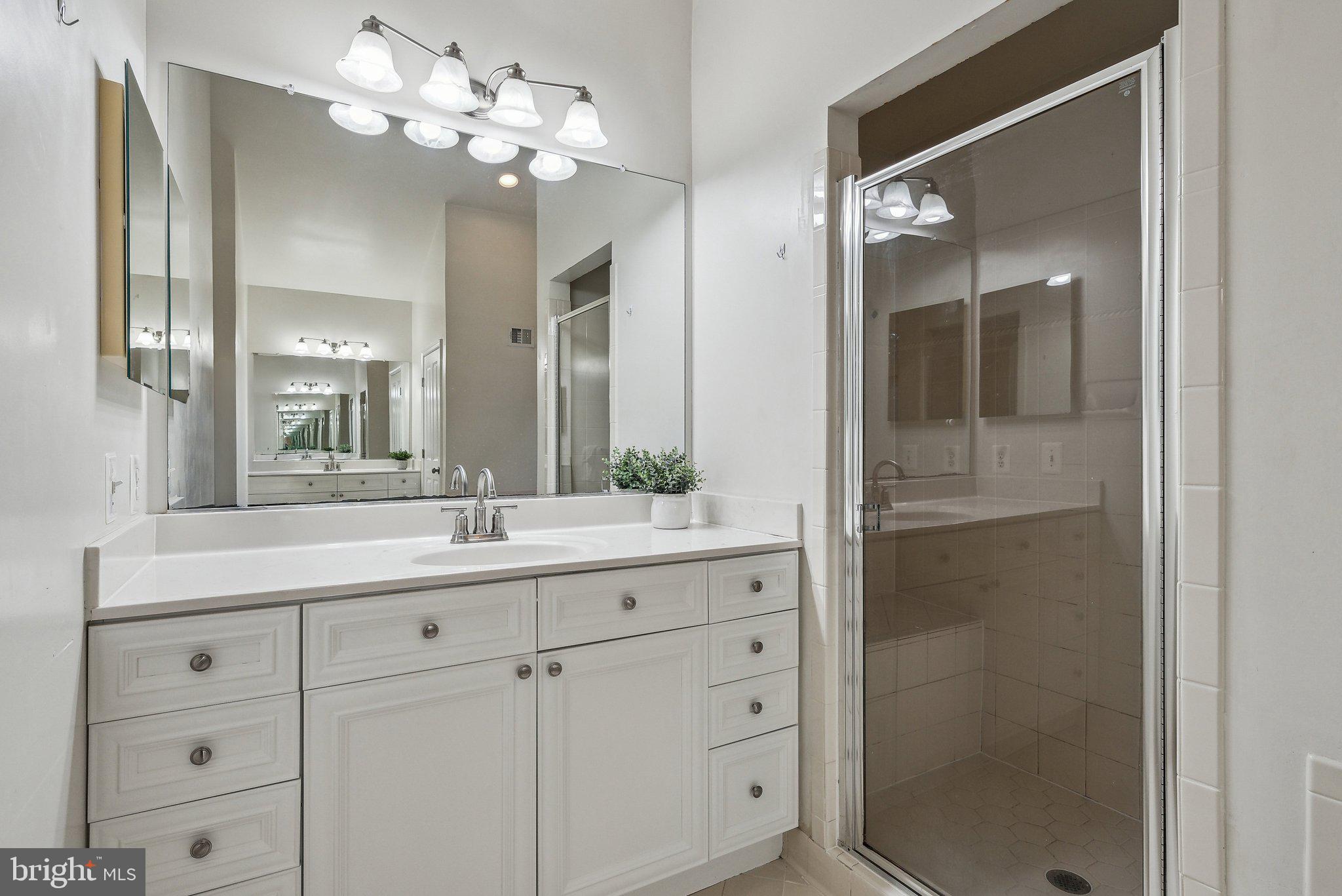 9782 MAPLE TRACE CIRCLE