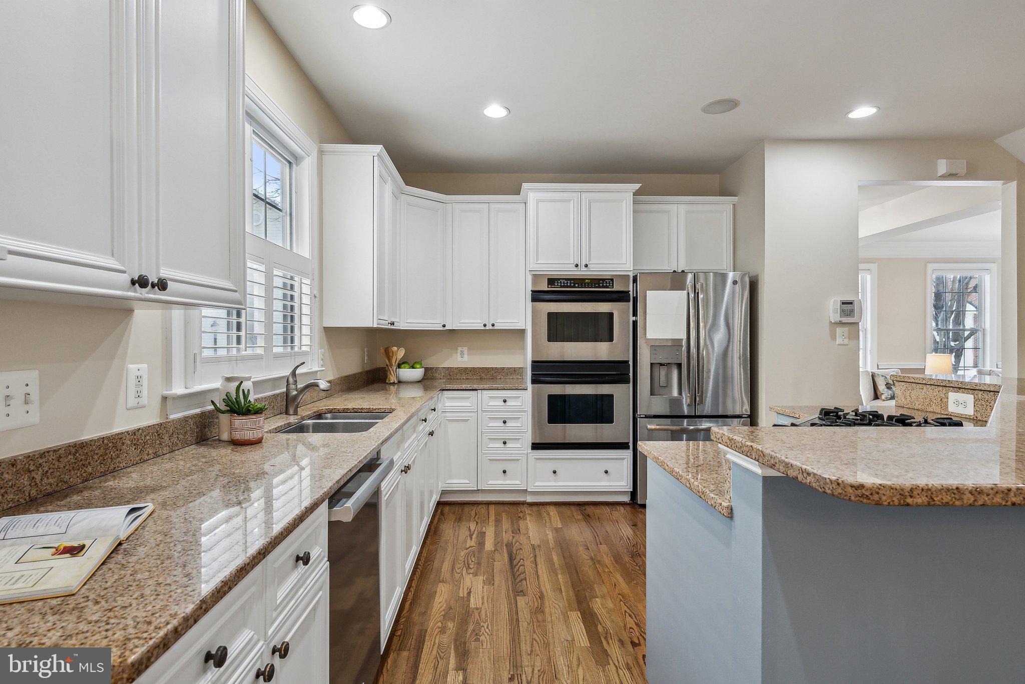9782 MAPLE TRACE CIRCLE