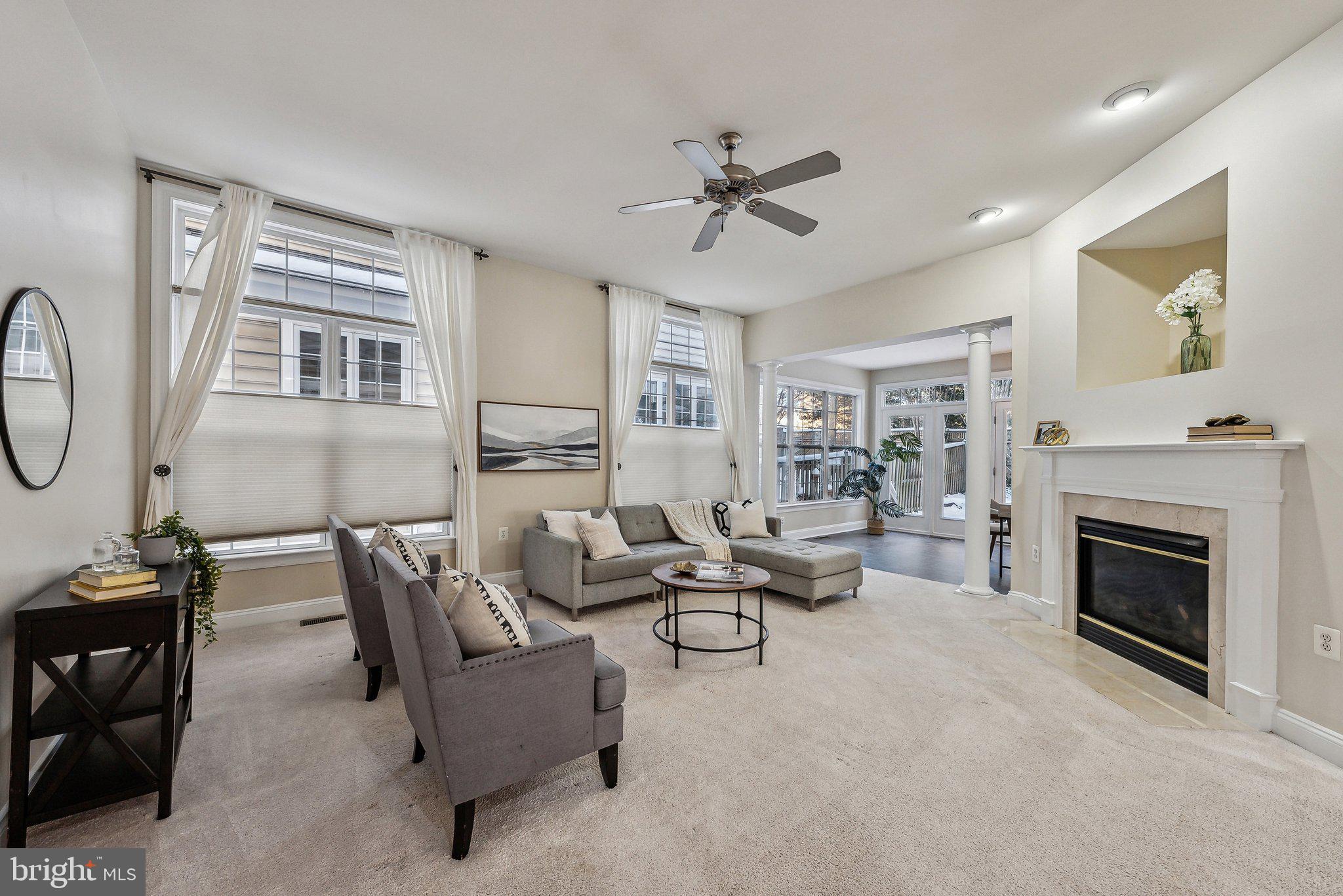 9782 MAPLE TRACE CIRCLE