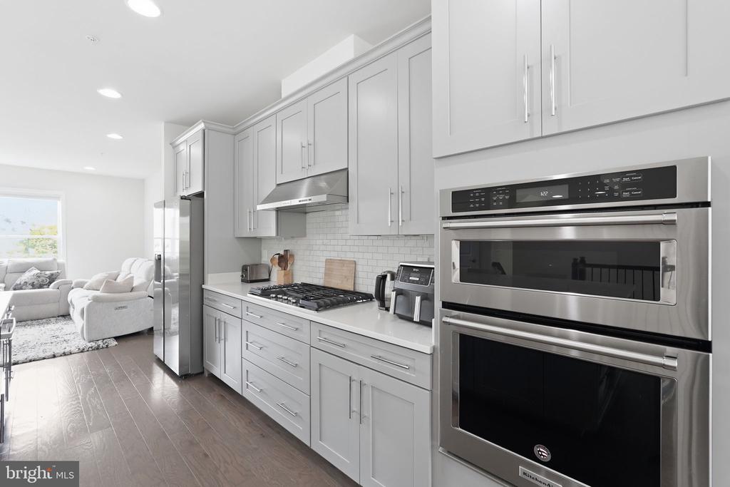 10720 VIOGNIER TERRACE