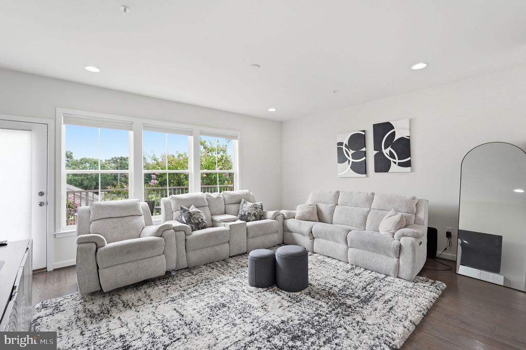 10720 VIOGNIER TERRACE