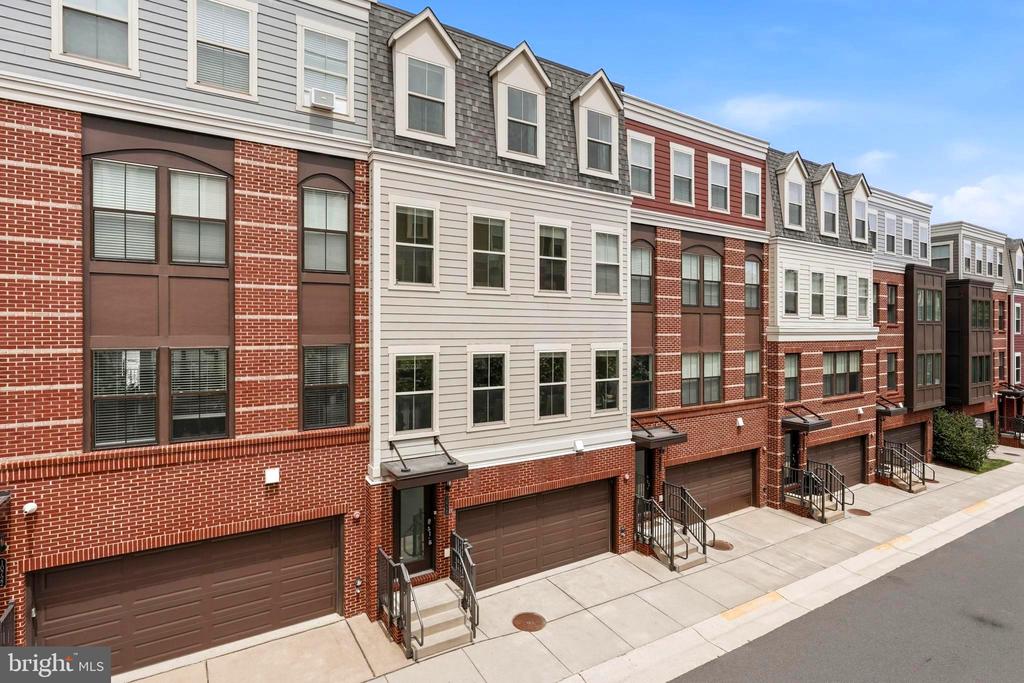 10720 VIOGNIER TERRACE