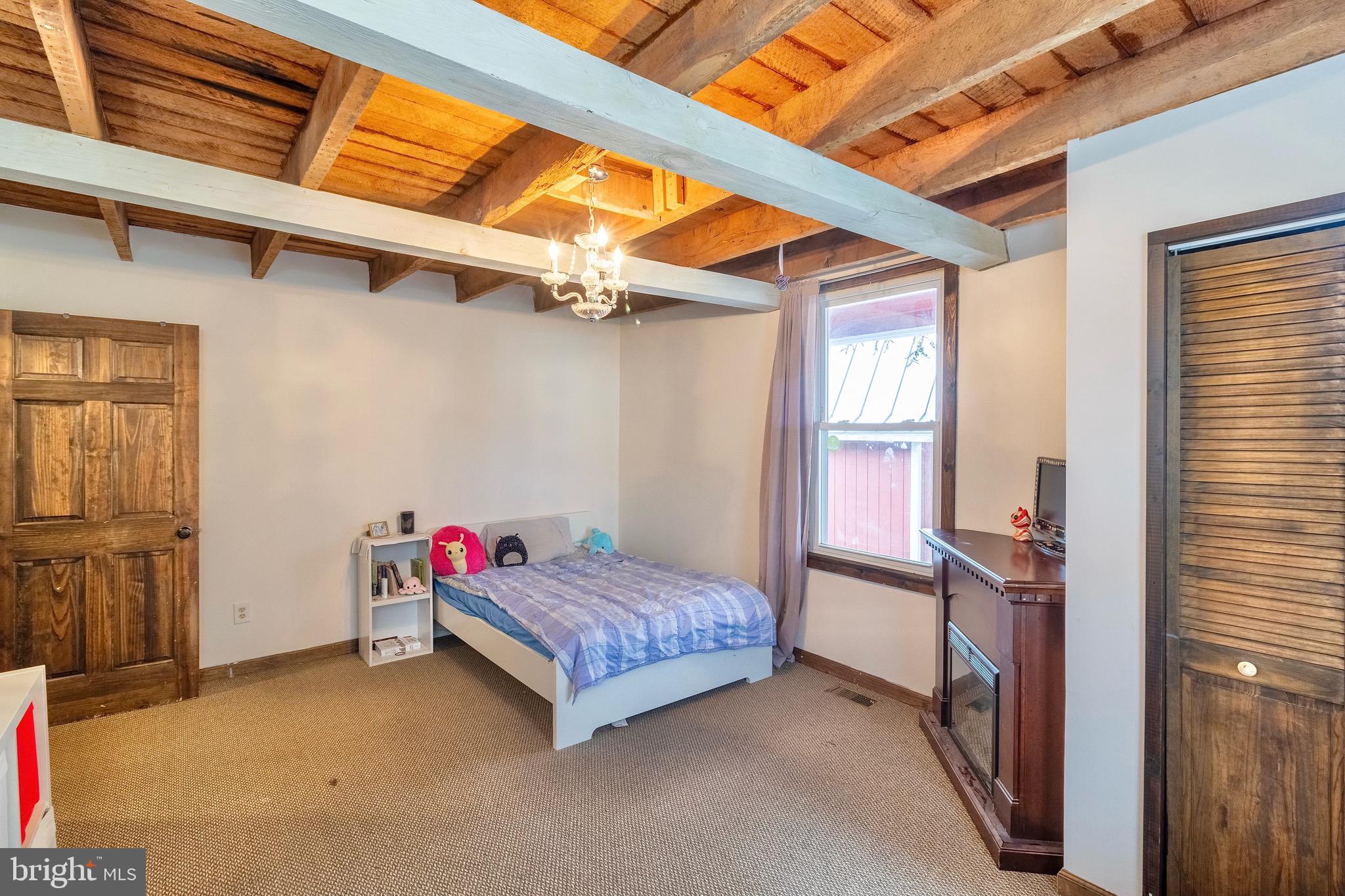 5274 OLD ALEXANDRIA TURNPIKE