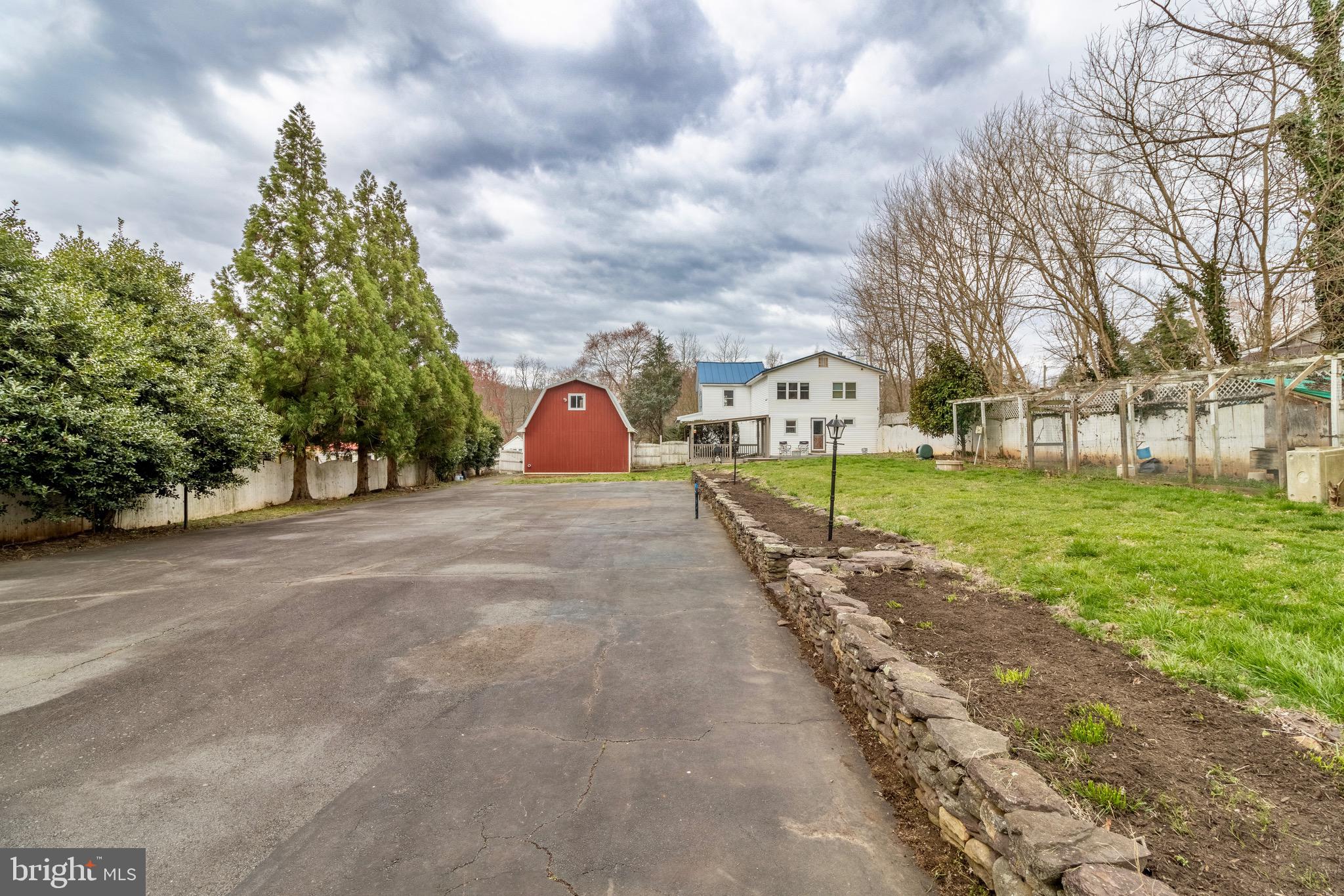 5274 OLD ALEXANDRIA TURNPIKE