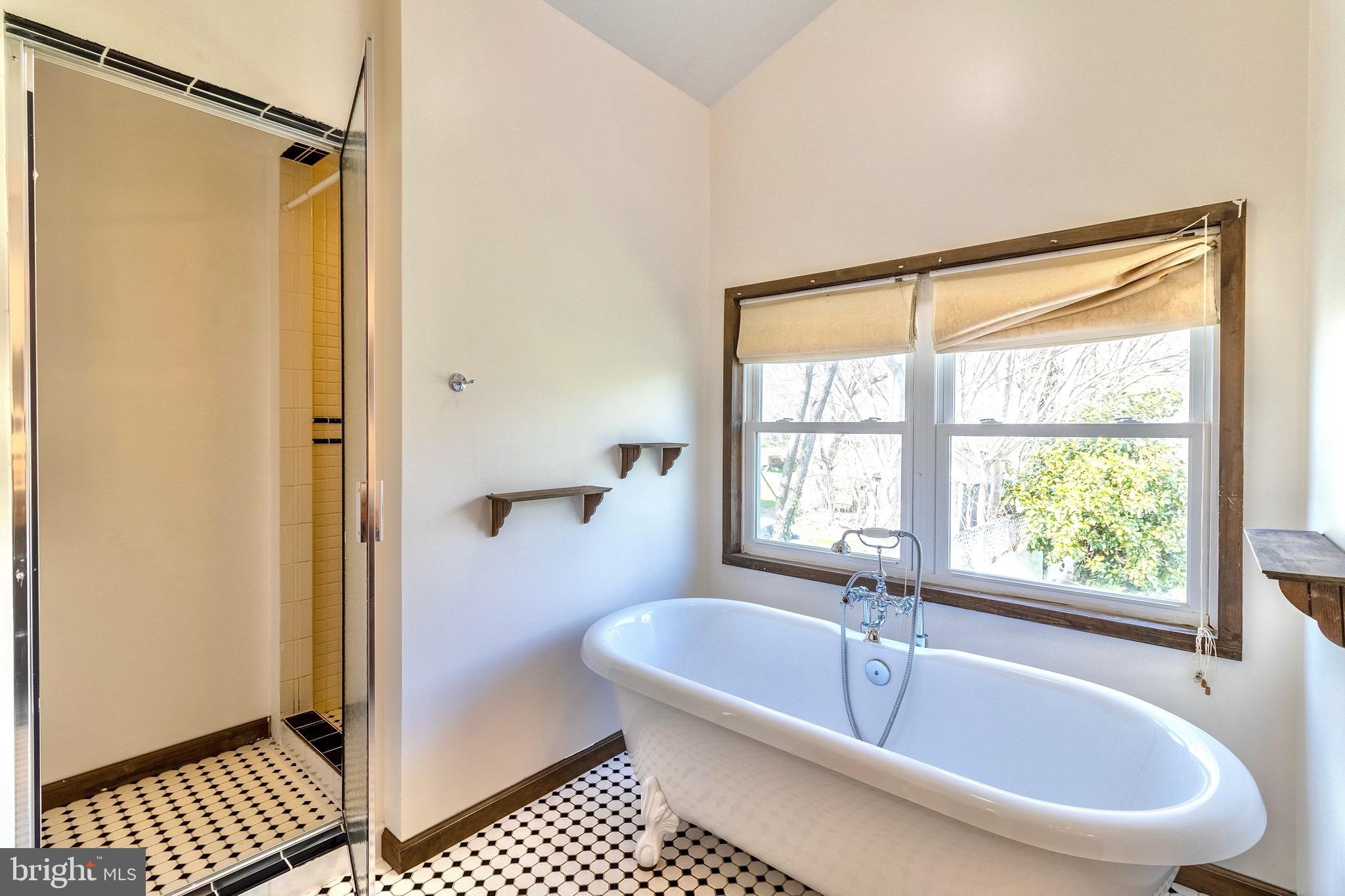 5274 OLD ALEXANDRIA TURNPIKE