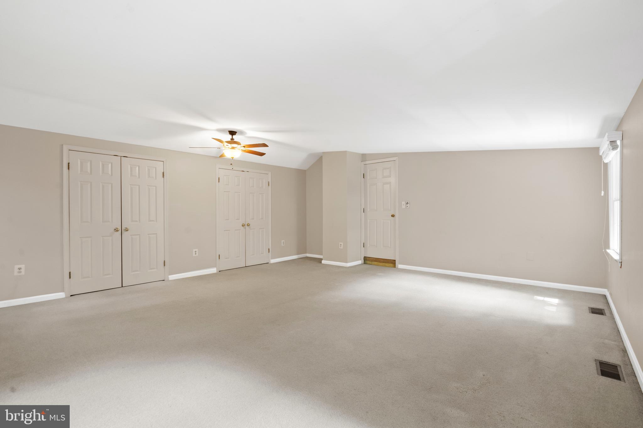7209 WOODS EDGE COURT