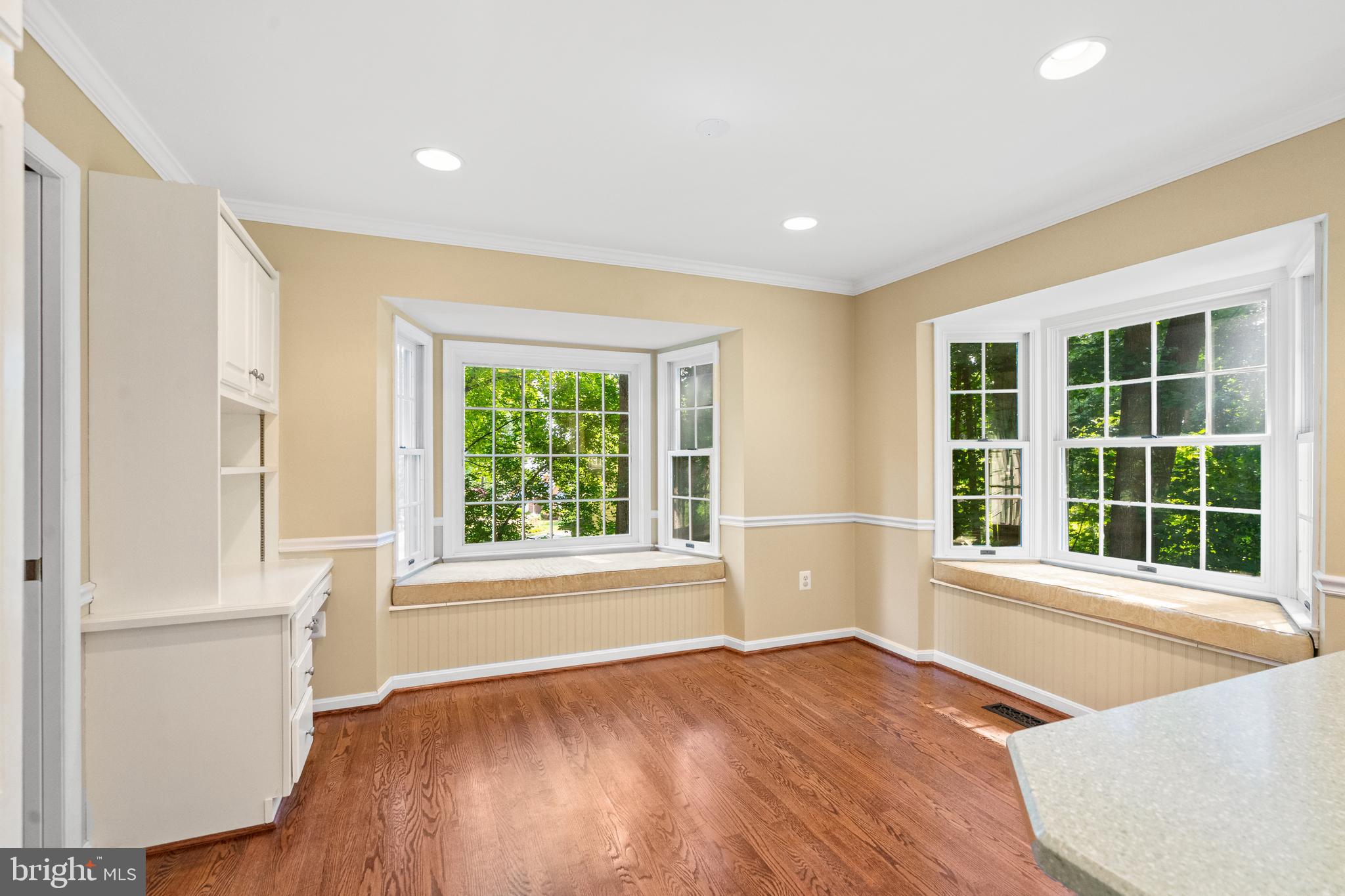 7209 WOODS EDGE COURT