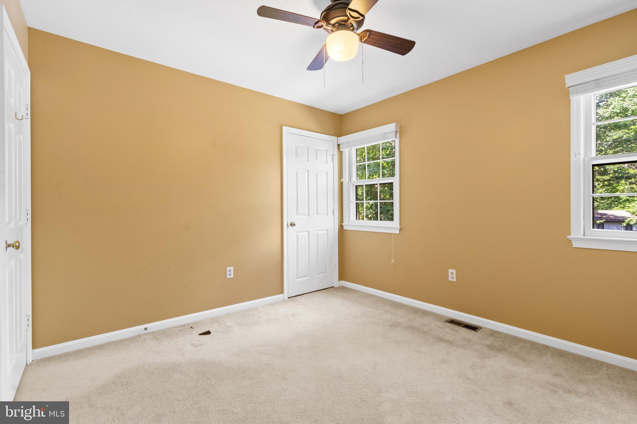 7209 WOODS EDGE COURT