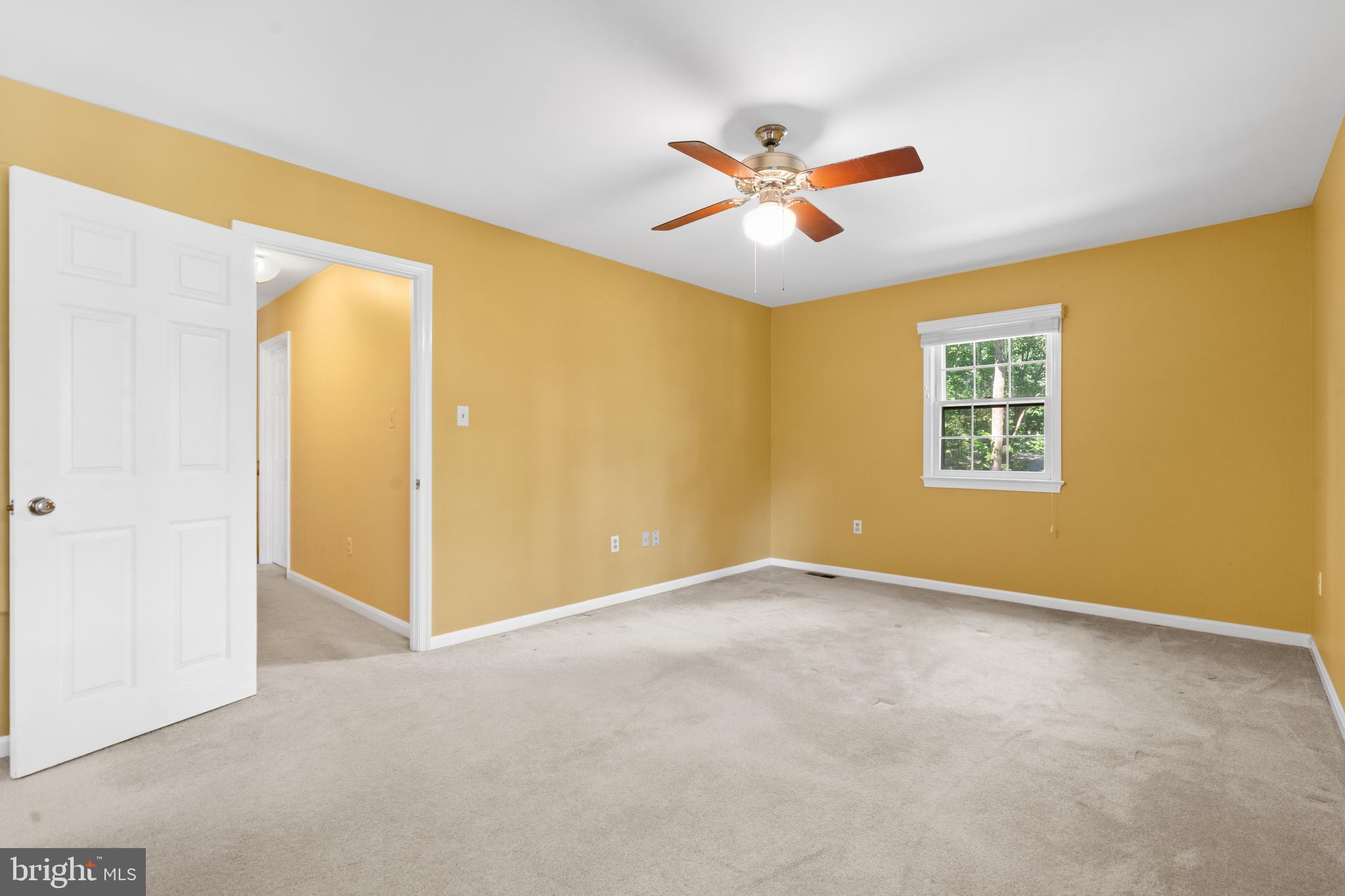 7209 WOODS EDGE COURT