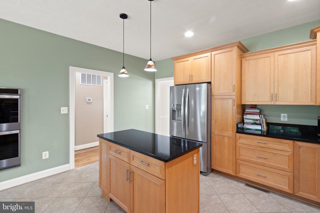 6451 EMILY ANNE COURT