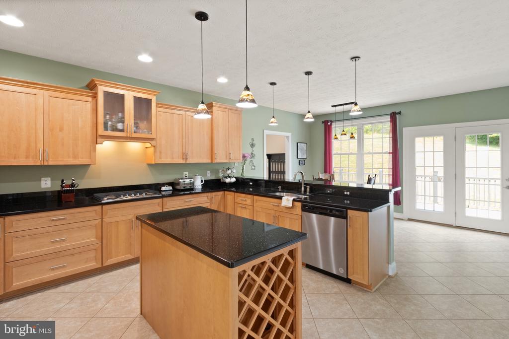 6451 EMILY ANNE COURT